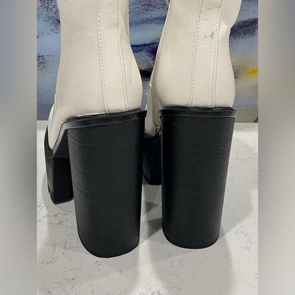 NWOT Lamoda Pure Freestyle Platform Boots White size 40/9 - Picture 11 of 14